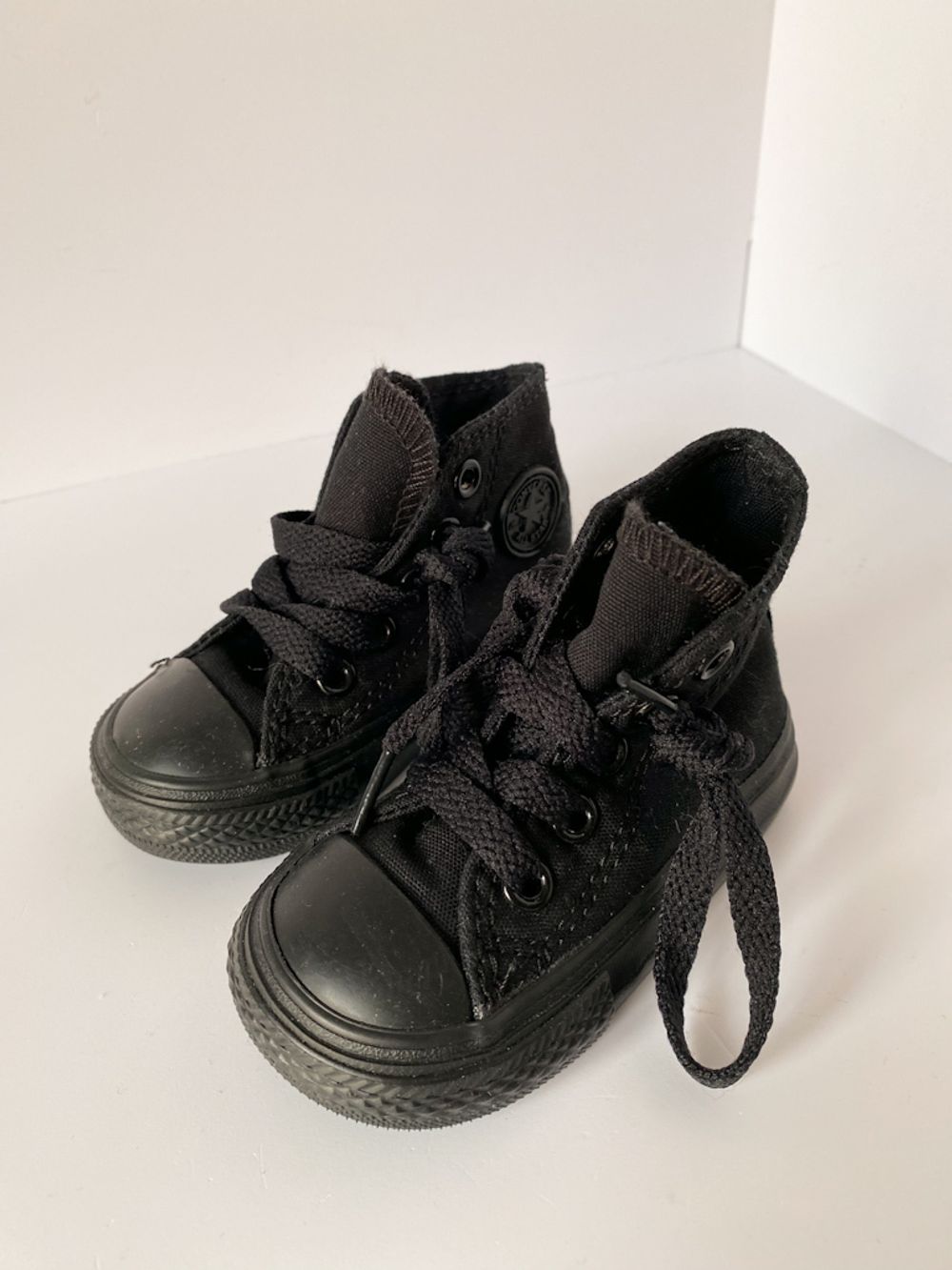 Новые текстильные кеды Converse, 19
