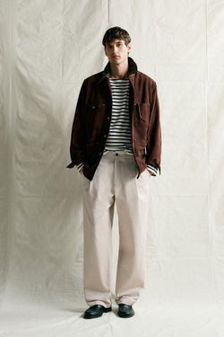 ZARA БРЮКИ ЧИНОС RELAXED FIT СО СКЛАДКАМИ, СВЕТЛО-БЕЖЕВЫЙ