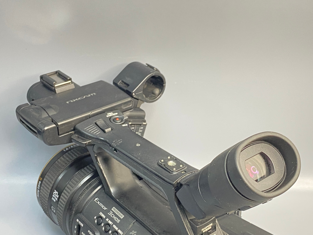 Sony HXR-NX5E 86x10h
