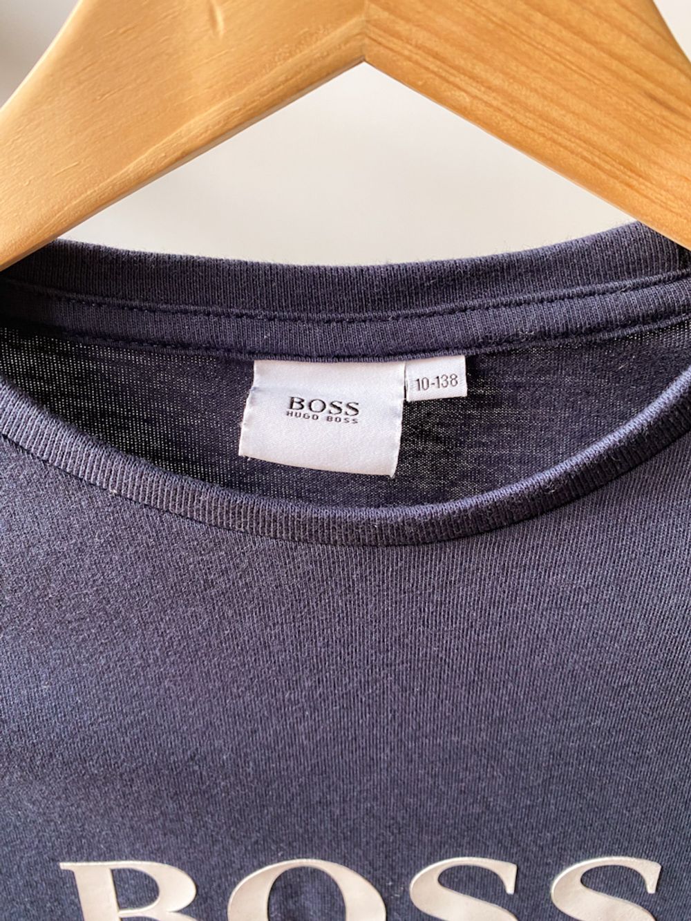 Новый хлопковый лонгслив Hugo Boss, 140