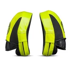 Лапы тренерские LEADERS SCARABAEUS CURVED BK/GN (ONE, кожа, черный/зеленый)