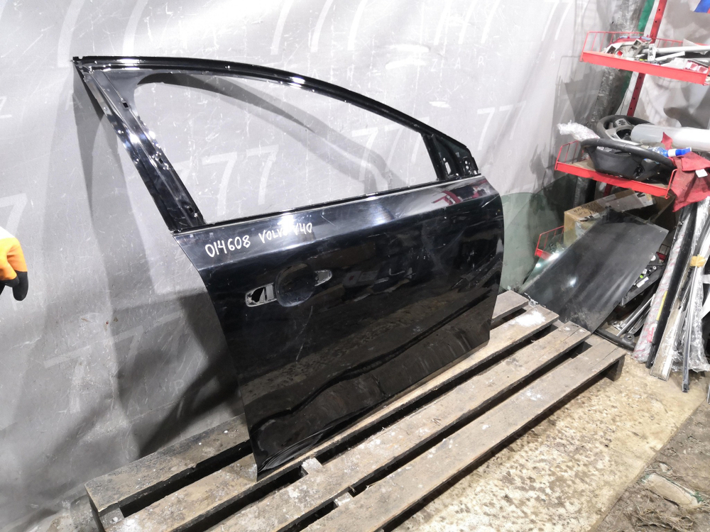 Дверь передняя правая Volvo V40 2 12-19 Б/У Оригинал 31424669