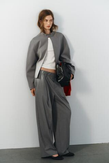 ZARA БРЮКИ С ЗАЩИПАМИ И ЭЛАСТИЧНЫМ ПОЯСОМ, СВИНЦОВЫЙ