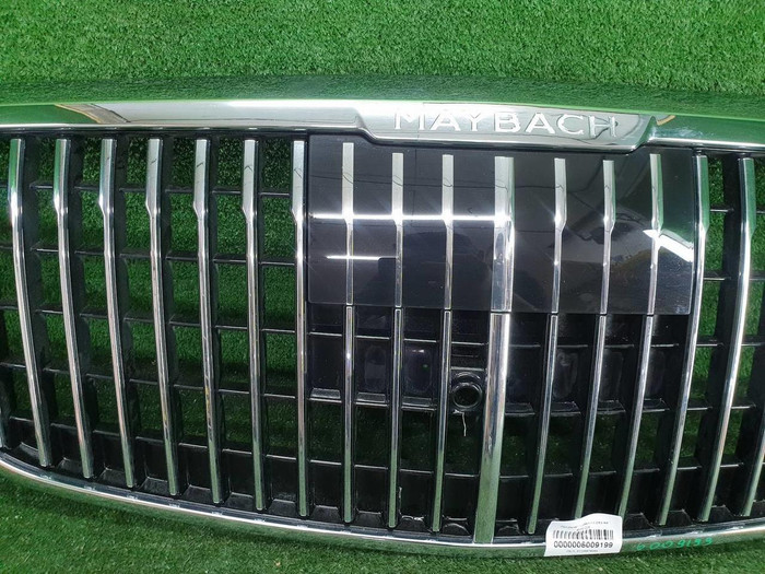 Решетка радиатора Mercedes S W223 (2020-н.в.) Maybach