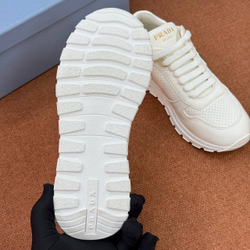 Кроссовки Prada
