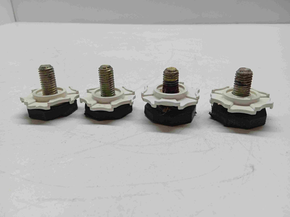 WKD24580T кт275 Комплект ножек для стиральной машины Beko WKD24580T б/у
