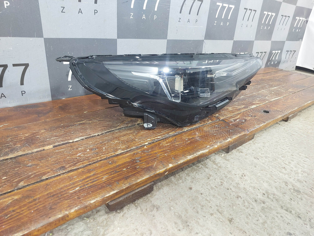 Фара правая LED Changan CS55 Plus 21-нв Б/У Оригинал S203F2805010401AA