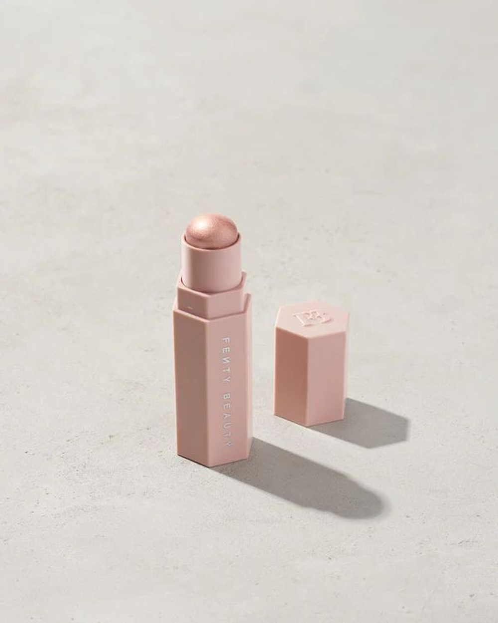 Match Stix Shimmer — хайлайтер-стик - FENTY BEAUTY- SEPHORA-