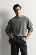 ФУТБОЛКА RELAXED-FIT С ДЛИННЫМИ РУКАВАМИ — ZARA