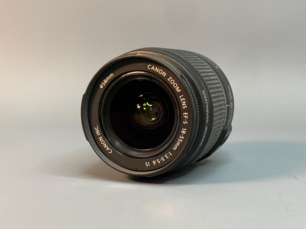 Canon EF-S 18-55mm f/3.5-5.6 IS
