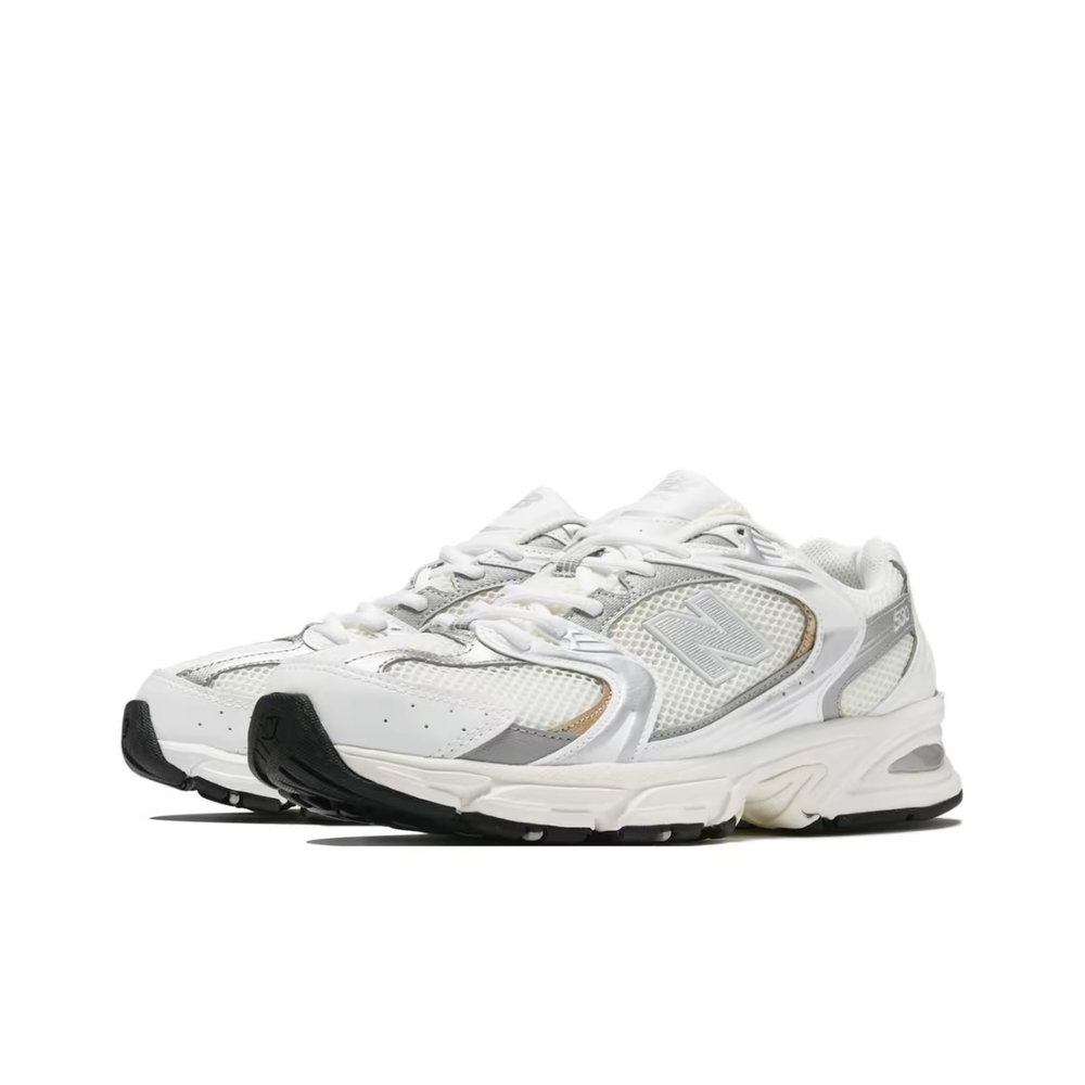alt="Кроссовки New Balance 530 арт. MR530RD белая расцветка с бежевыми накладками Stoneware вид спереди"