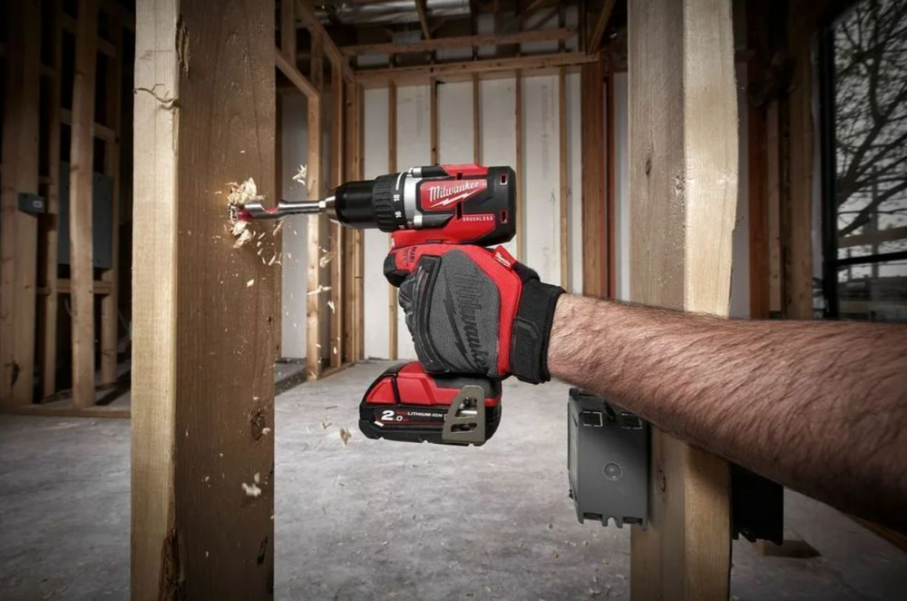 Бесщеточная дрель-шуруповерт Milwaukee M18 CBLDD-0, 4933464316