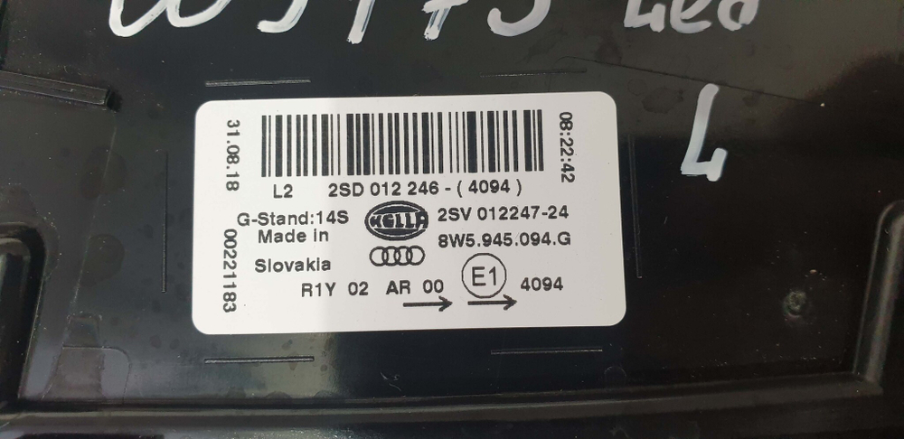 Фонарь задний правый LED Audi A4 (B9) 15-20 Новый Оригинал 8w5945094g