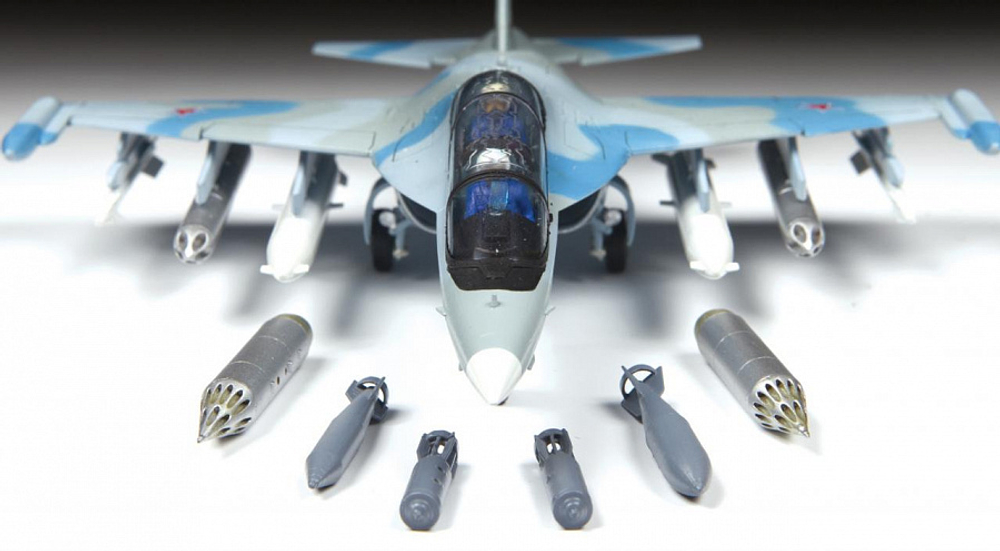 Российский самолет Як-130