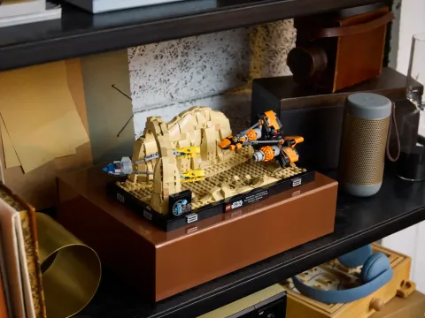 Конструктор LEGO Star Wars 75380 Диорама: гонка на подах на Мос-Эспа