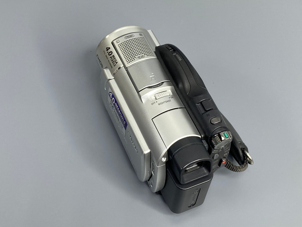 Sony Handycam DCR-DVD408E