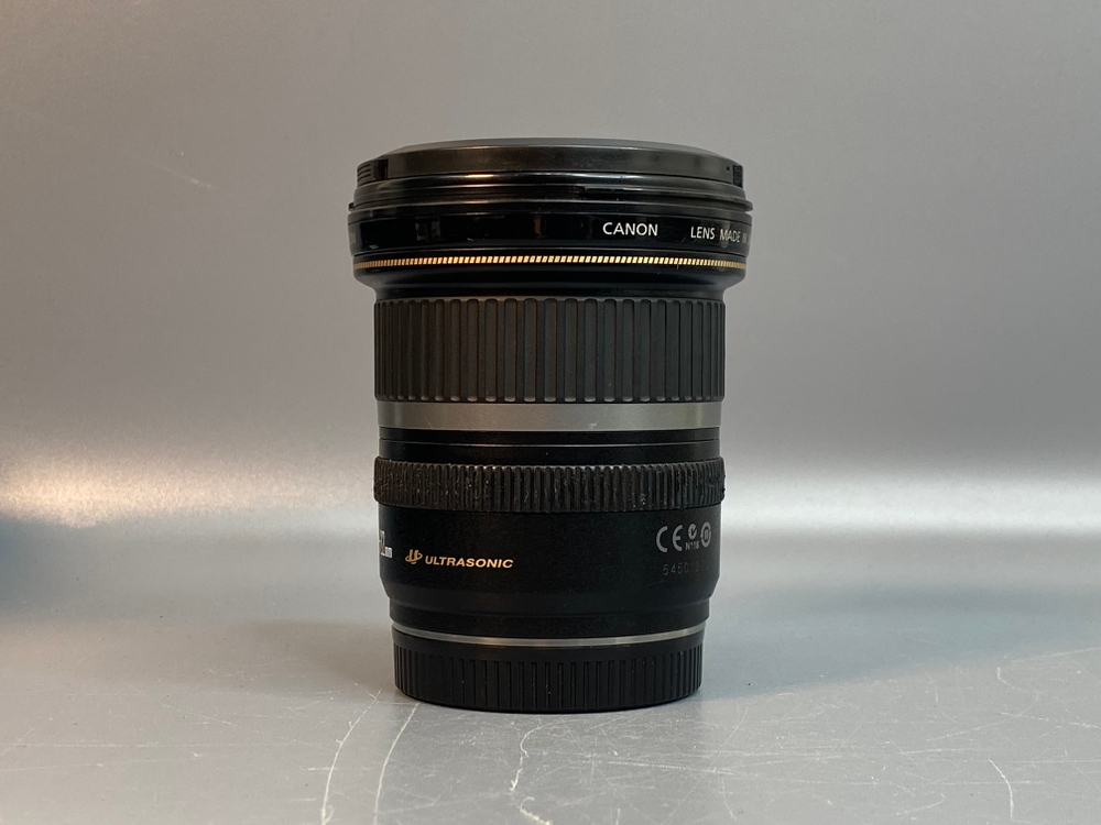 Canon EF-S 10-22mm 3.5-4.5 USM