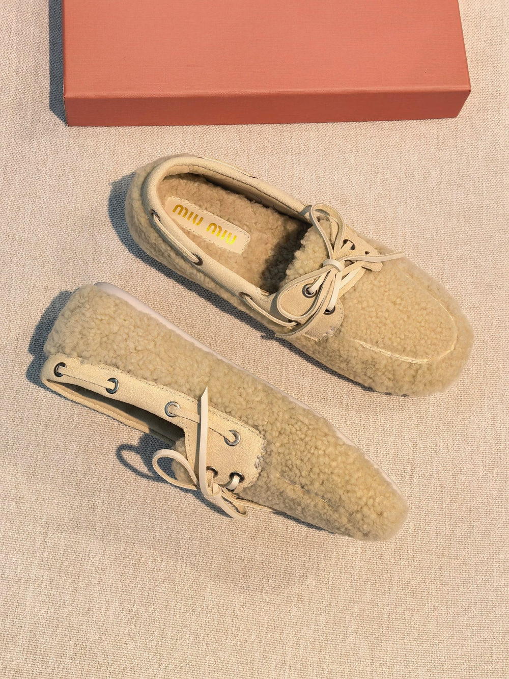 Лоферы балетки Miu Miu