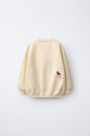 ZARA ТОЛСТОВКА С НАШИВКОЙ «СЕРДЦЕ», ЦВЕТ СЛИВОЧНОГО МАСЛА