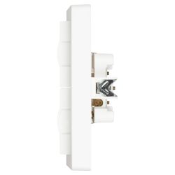 Розетка Intro Style 7-207-01 с заземлением 2P+E Schuko с крышкой шторками 16А-250В IP20 СУ белый | Intro