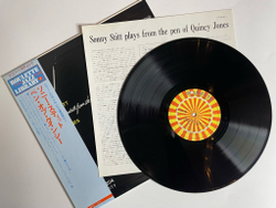 Винтажная виниловая пластинка LP Sonny Stitt Plays Arrangements From The Pen Of Quincy Jones (Japan 1975) (Obi)