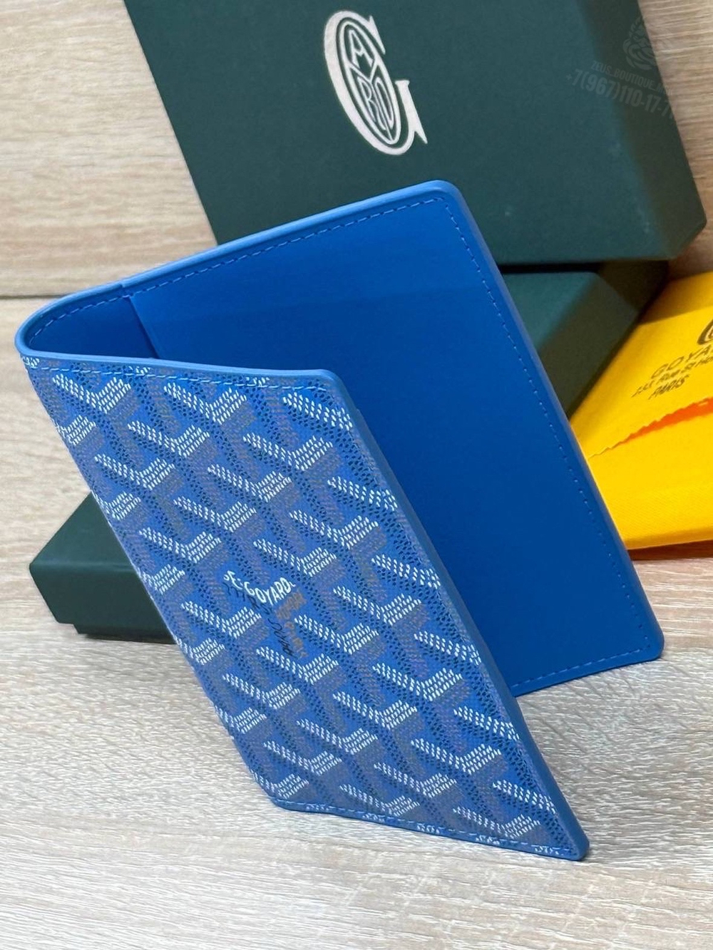 Обложка для паспорта Goyard