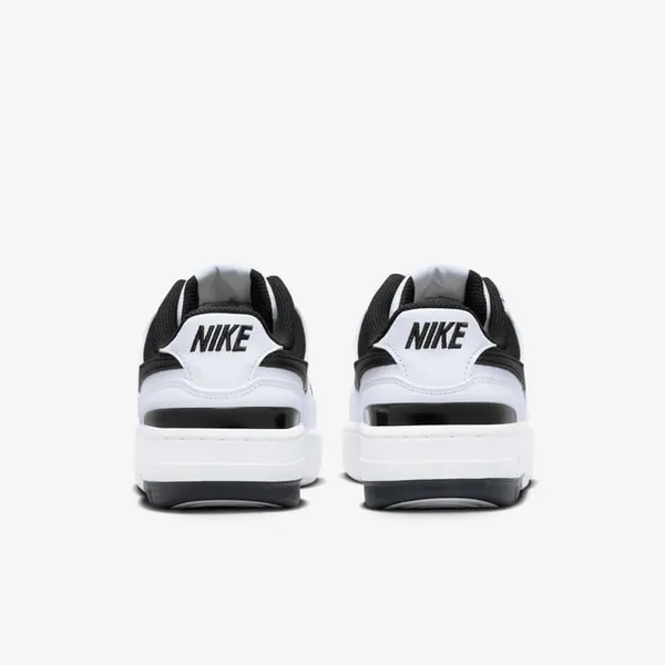 Кроссовки женские NIKE Gamma Force