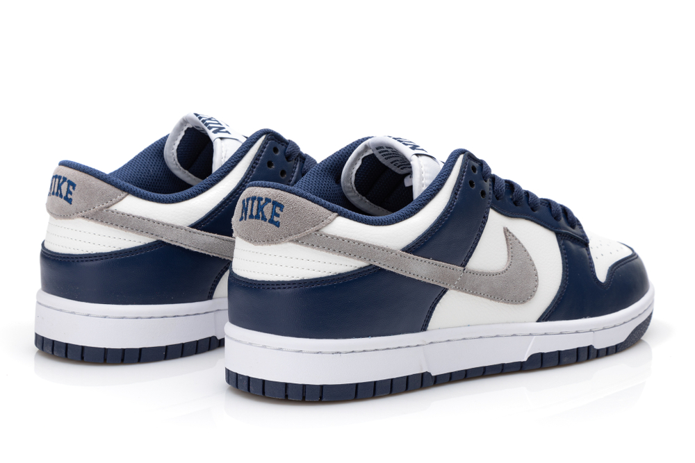 Nike Dunk "Midnight Navy"
