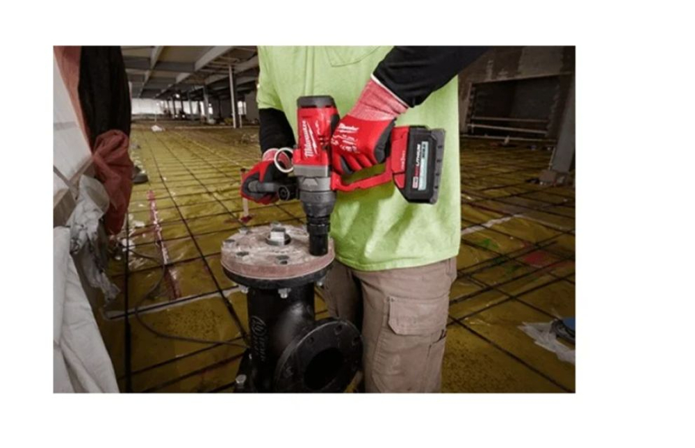Аккумуляторный гайковёрт Milwaukee M18 ONEFHIWF1-802X 1 FORGE 4933499254