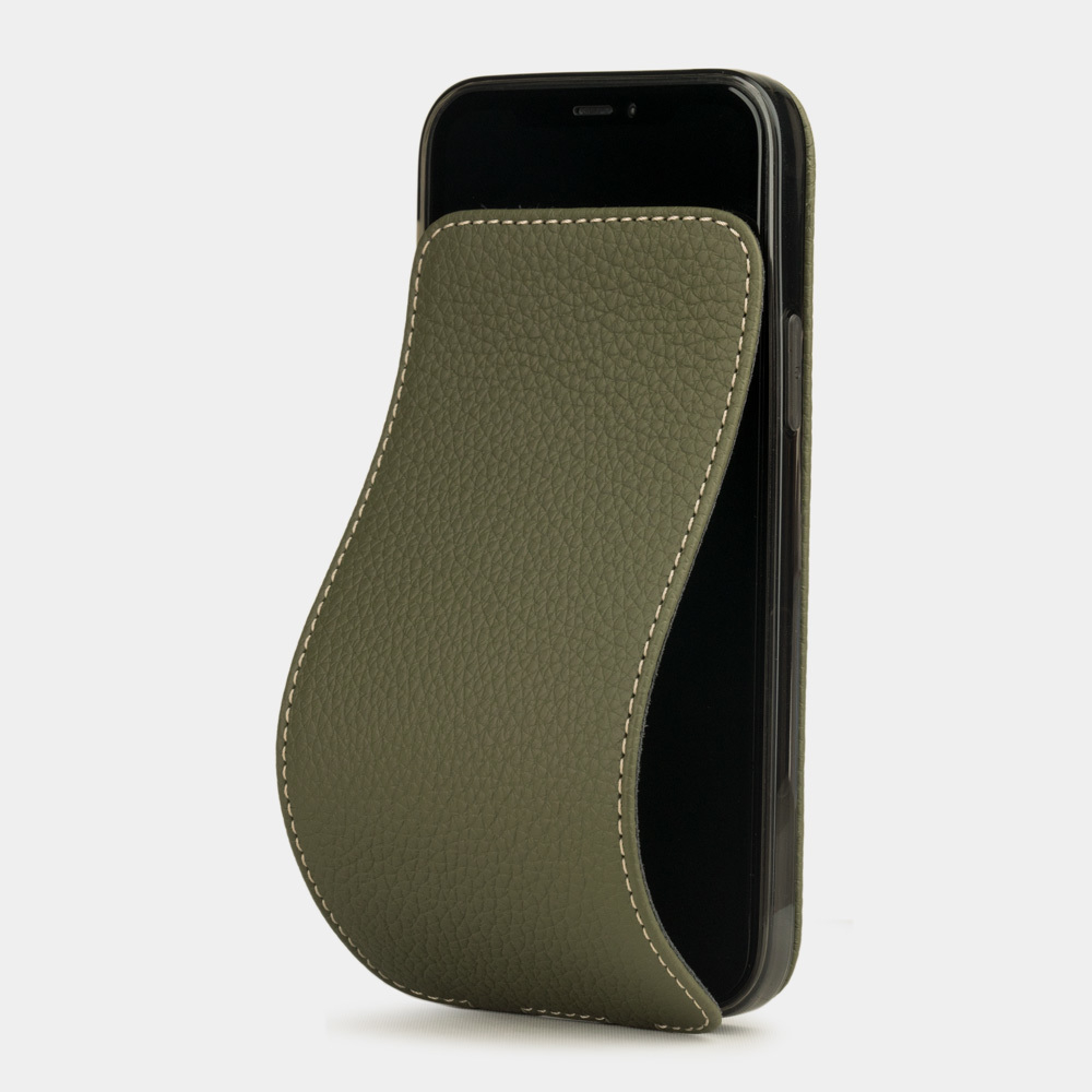 Чехол кожаный для iPhone 12/12Pro зеленого цвета