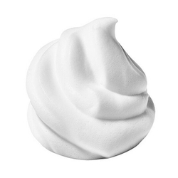 Очищающая пенка с экстрактом клубники Missha Creamy Latte Strawberry Cleansing Foam, 172мл