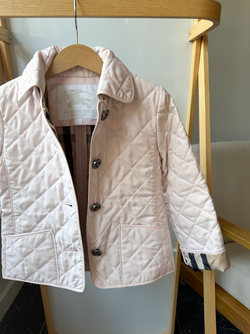 Стёганая куртка Burberry, 104