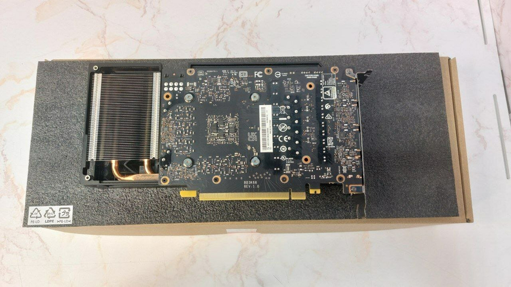 Видеокарта Lenovo (производство MSI) RTX 3060, 12ГБ GDDR6 (5V10W62743), оригинал