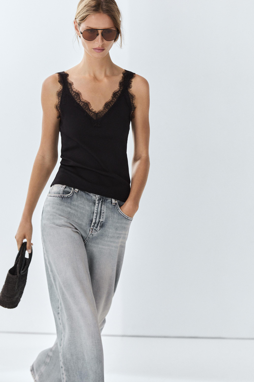 Massimo Dutti Топ на бретелях с кружевной отделкой, черный