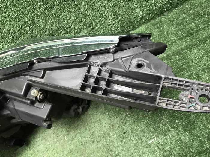 Битая Фара правая EXEED VX (2021-2024) LED