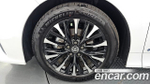 Toyota Alphard 2.5 HEV Executive AWD — 2024