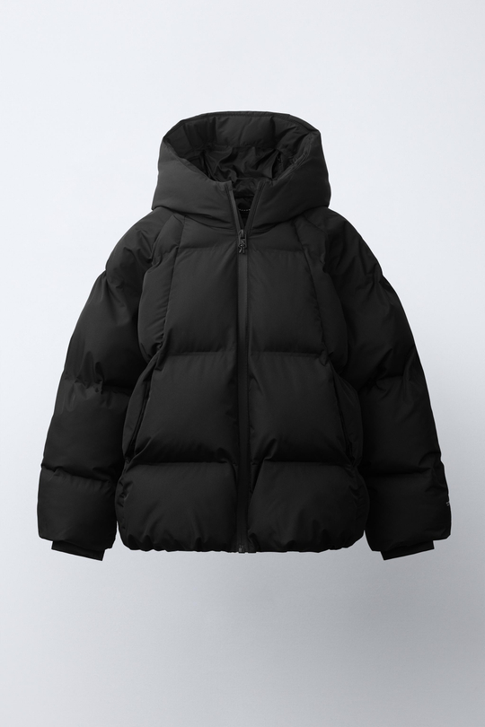 ZARA СТЕГАНАЯ КУРТКА С КАПЮШОНОМ WATER REPELLENT, ЧЕРНЫЙ