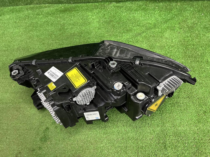 Фара правая BMW X5 G05 X6 G06 18-23 Laser В сборе