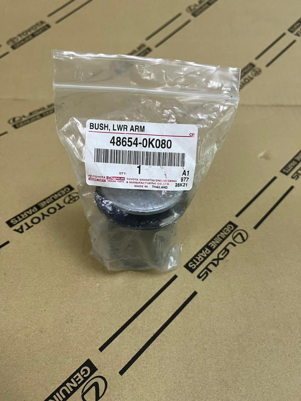 Сайлентблок (486540K160) TOYOTA 486540K080