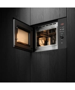 Встраиваемая микроволновая печь Kuppersberg HMW 650 BL фото 5