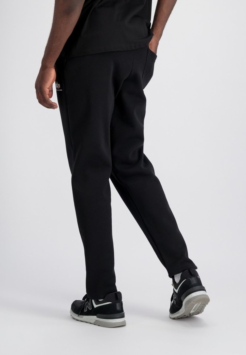Брюки спортивные мужские ALPHA INDUSTRIES Basic Jogger SL S Leg