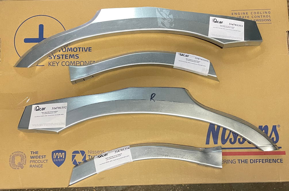 Арки задние комплект Lexus RX300, Toyota Harrier 1997-2003