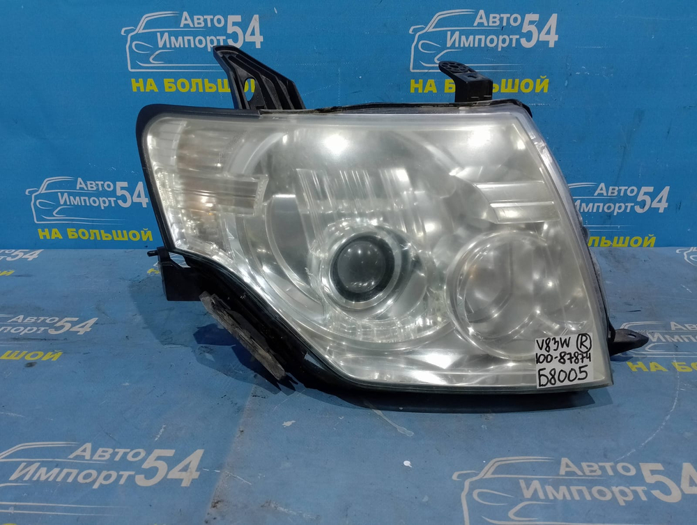 Фара передняя правая MITSUBISHI PAJERO 2006-2011