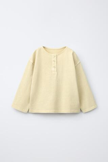 ZARA ФУТБОЛКА С ВОРОТНИКОМ ХЕНЛИ, ВАНИЛЬНЫЙ