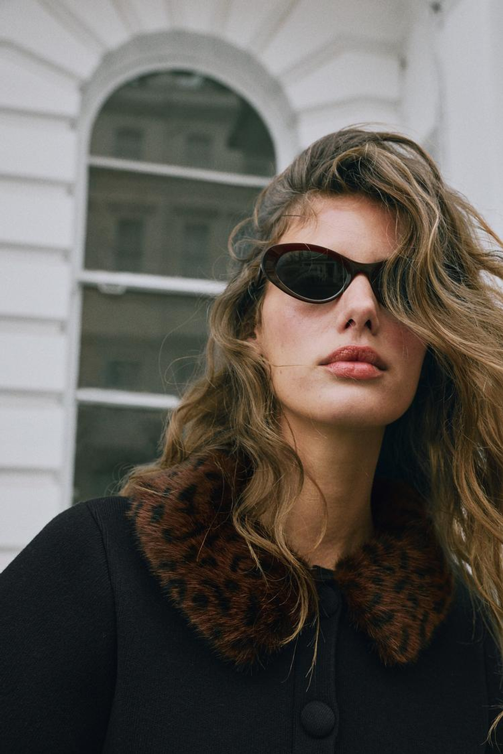 ZARA УКОРОЧЕННЫЙ ТРИКОТАЖНЫЙ ЖАКЕТ, ЧЕРНЫЙ