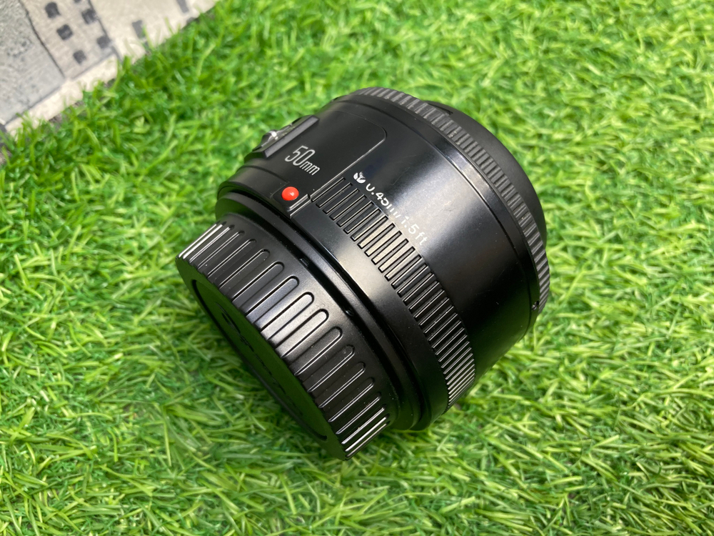 YongNuo AF 50mm 1.8 Canon EF