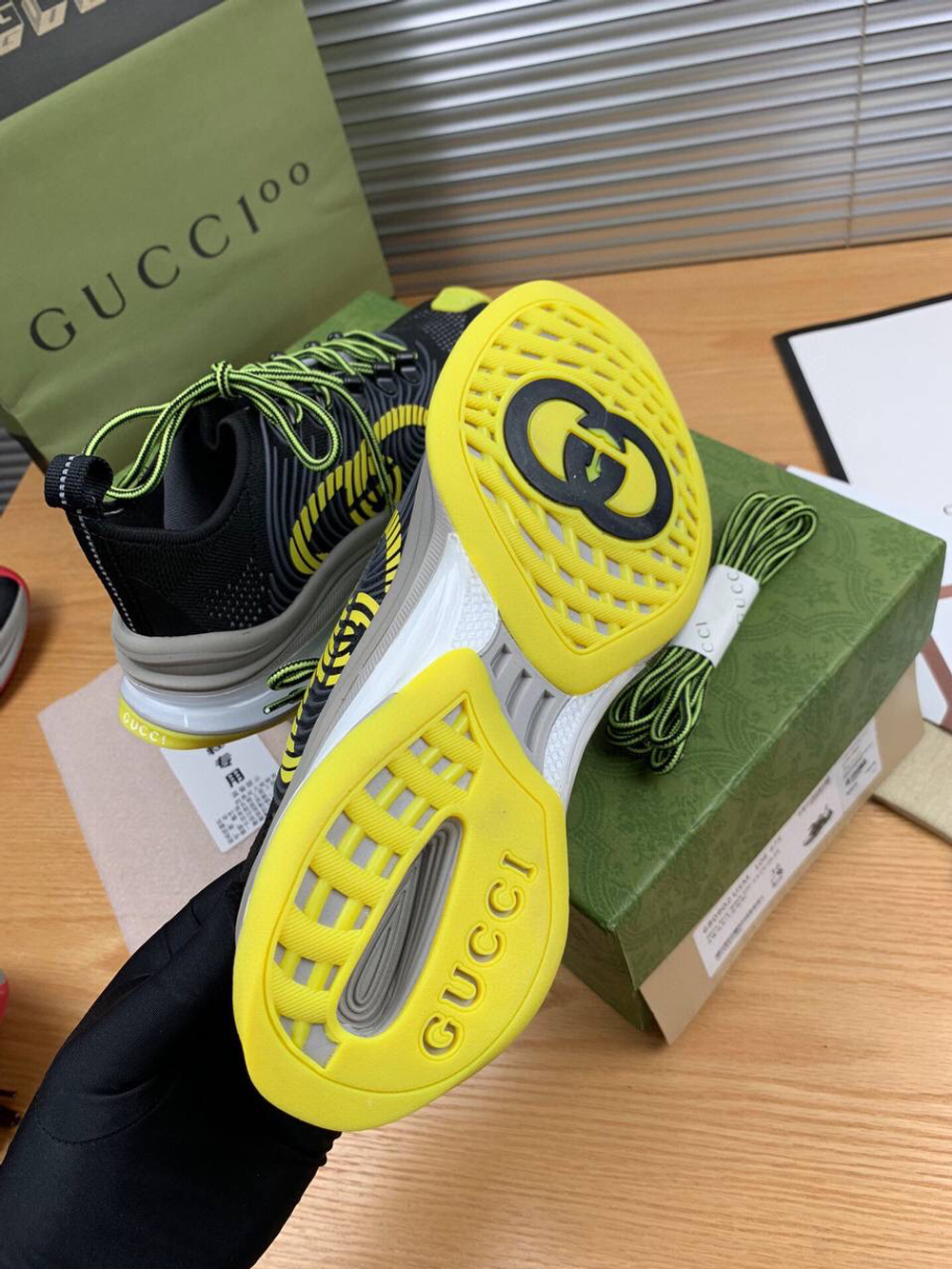 Кроссовки Gucci