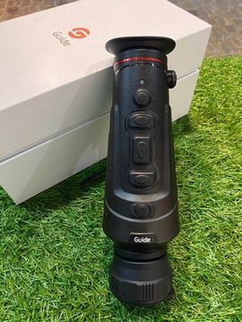 Тепловизионный монокуляр Guide TrackIR Pro 50 матрица 640х480 17μm, NETD ≤50mk, ø50мм, зум х2.9-х23.2, поле° 8.7x6.6, дисплей LCOS 1280x960, частота 50 Гц, обнаружение до 2000м, батарея встроенная до 4.5ч, WiFi, видеозапись, память 16 Гб, IP66, 560г