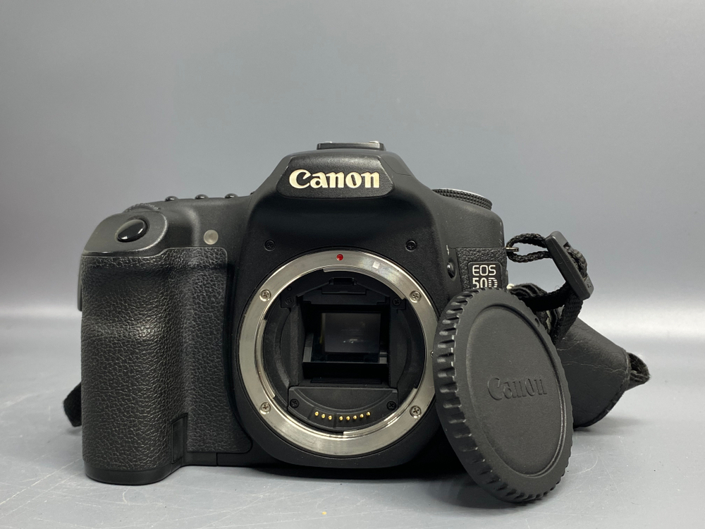 Canon EOS 50D 30.592 кадров