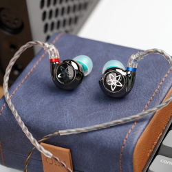 FiiO FH11 Черный [Black] — проводные внутриканальные гибридные наушники